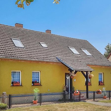 Nice Home In Neu Zauche Ot Caminche With Wifi Caminchen Eksteriør billede