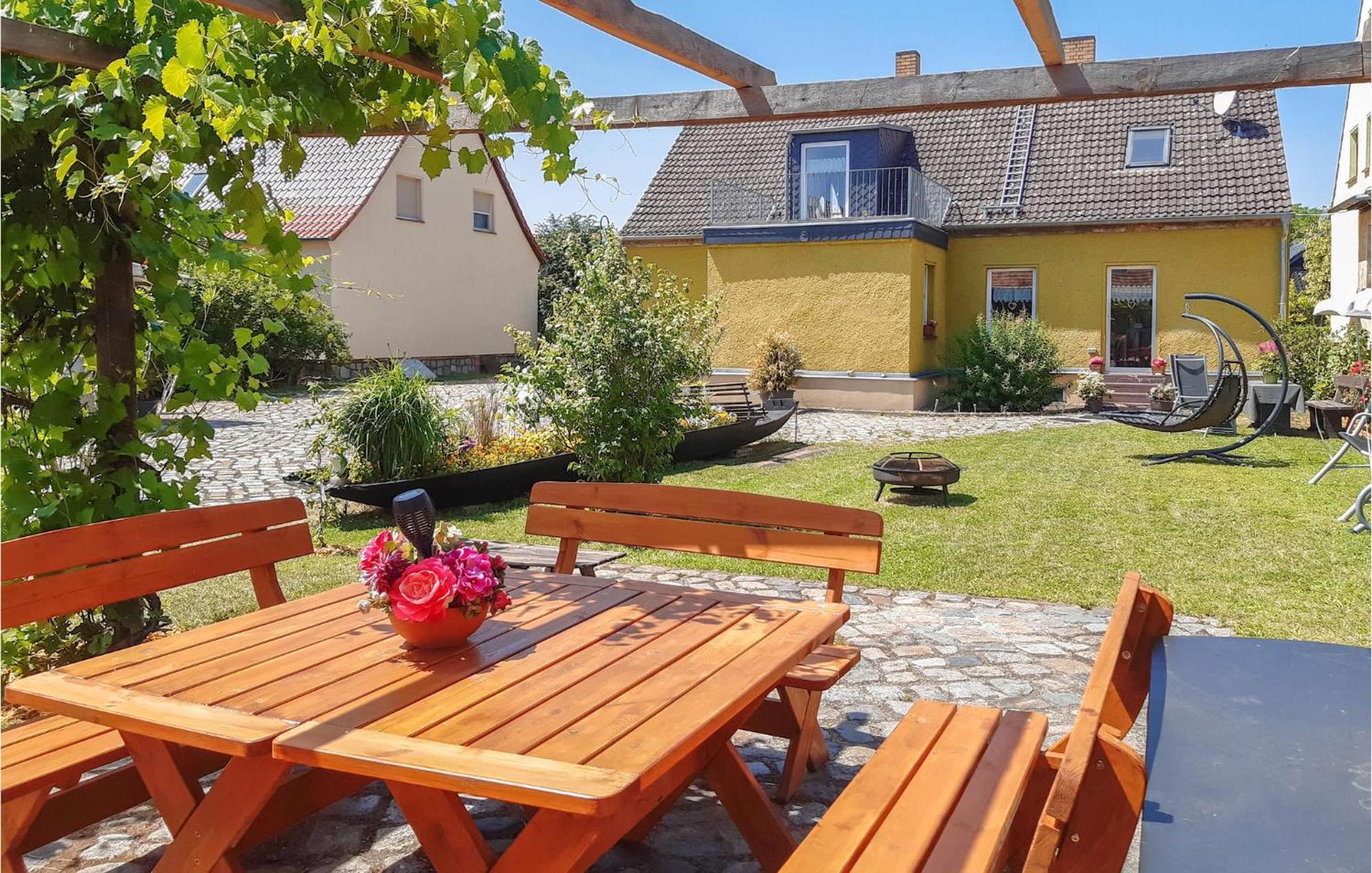 Nice Home In Neu Zauche Ot Caminche With Wifi Caminchen Eksteriør billede